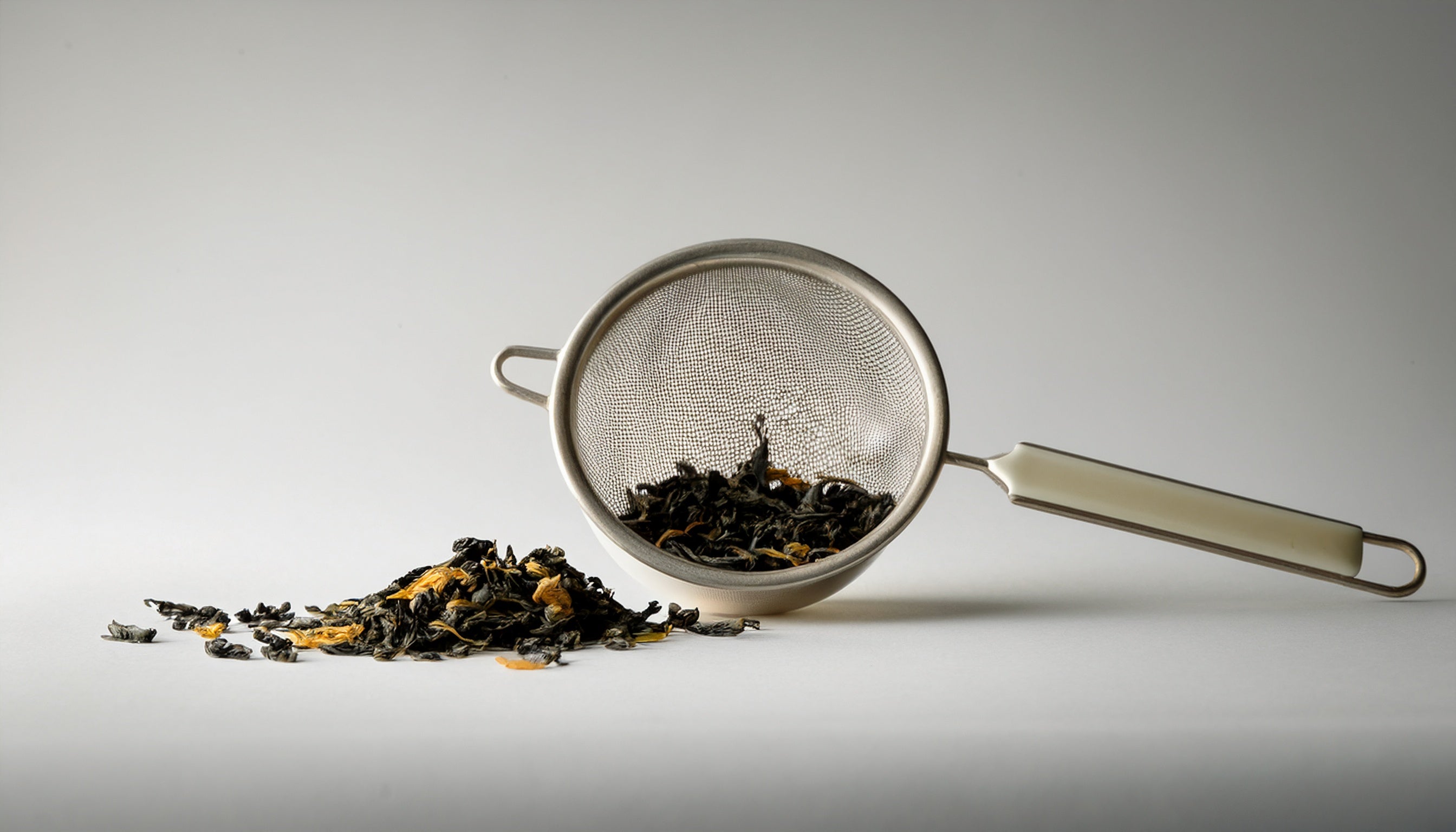 How to brew loose-leaf tea perfectly – Dosage, equipment and technique ...